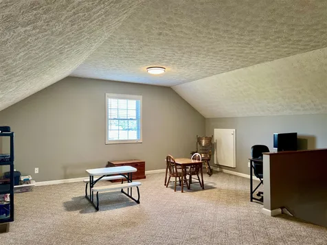 1513 Charlie Butts Road Franklin KY 42134