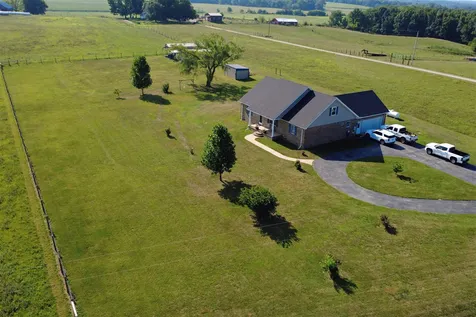 1513 Charlie Butts Road Franklin KY 42134