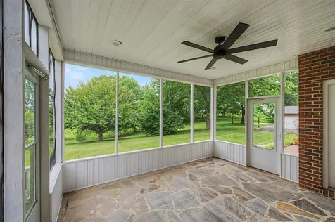 131 Moon Road Smiths Grove KY 42171