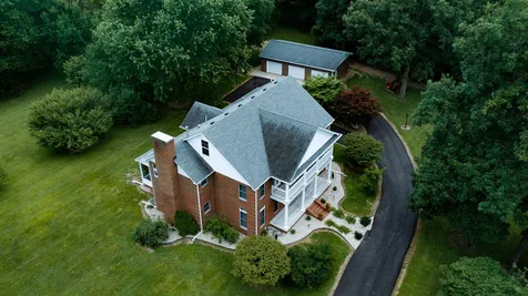 131 Moon Road Smiths Grove KY 42171