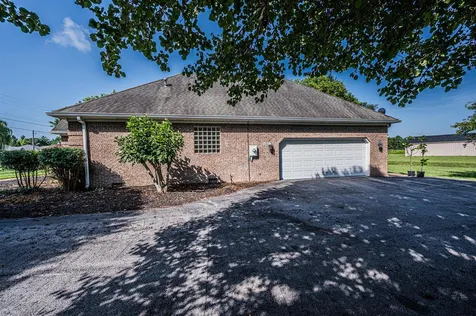 69 Ivy Farm Court Alvaton KY 42122