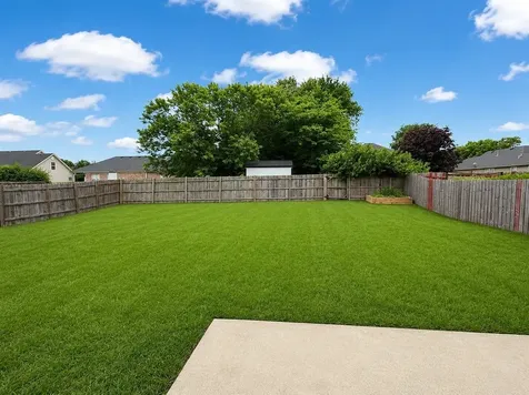 2812 Brahman Circle Bowling Green KY 42104