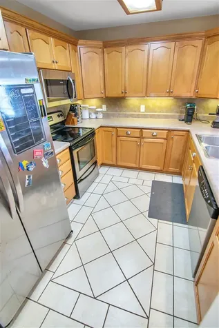 963 Angelica Street Bowling Green KY 42104