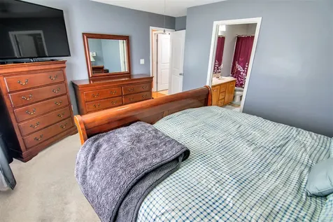 963 Angelica Street Bowling Green KY 42104
