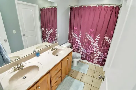 963 Angelica Street Bowling Green KY 42104