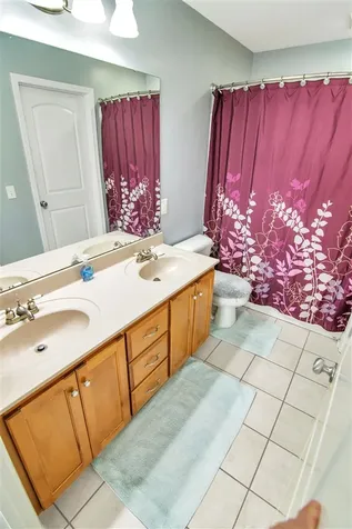 963 Angelica Street Bowling Green KY 42104