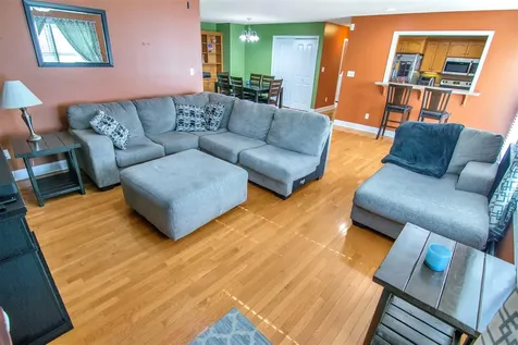 963 Angelica Street Bowling Green KY 42104
