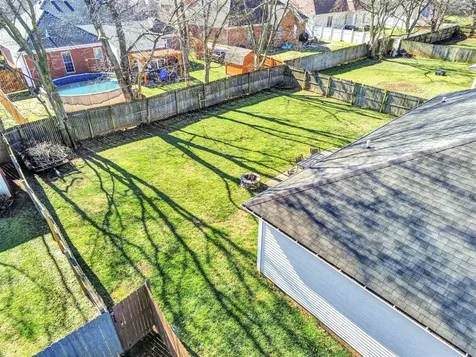 963 Angelica Street Bowling Green KY 42104