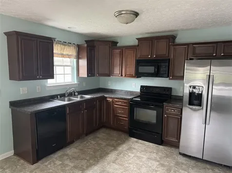348 White Dogwood Drive Bowling Green KY 42101