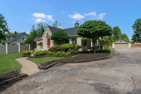 1937 Nashville Road Bowling Green KY 42101