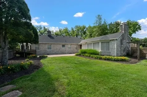 1937 Nashville Road Bowling Green KY 42101