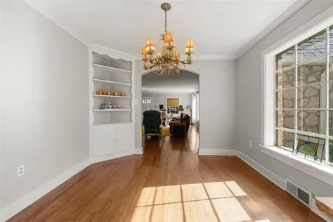 1937 Nashville Road Bowling Green KY 42101