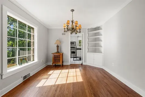 1937 Nashville Road Bowling Green KY 42101