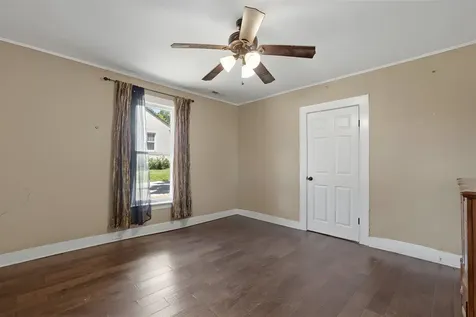 1447 Nutwood Street Bowling Green KY 42101