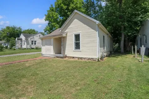 1447 Nutwood Street Bowling Green KY 42101