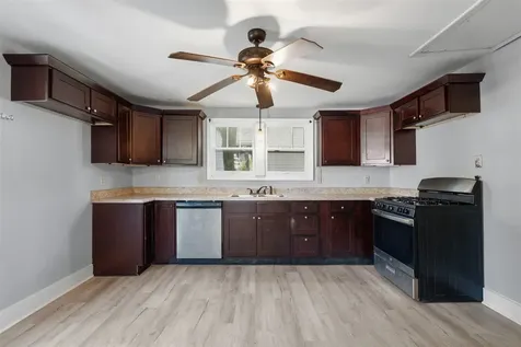 1447 Nutwood Street Bowling Green KY 42101