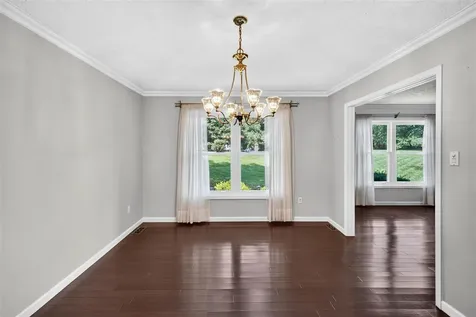 730 Scottsborough Circle Bowling Green KY 42103