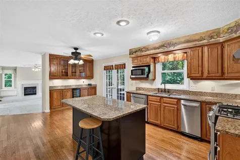 730 Scottsborough Circle Bowling Green KY 42103
