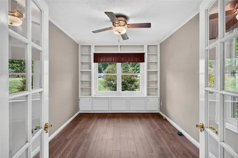 730 Scottsborough Circle Bowling Green KY 42103