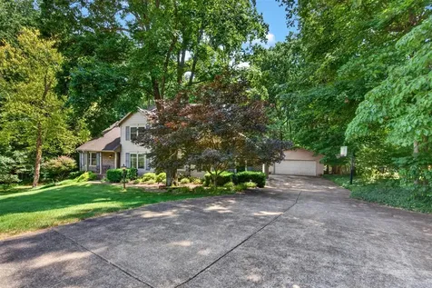730 Scottsborough Circle Bowling Green KY 42103