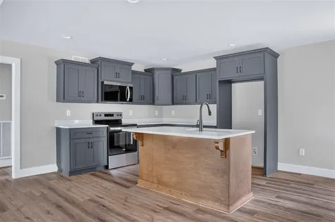 2797 Dennis Corinth Road Auburn KY 42206