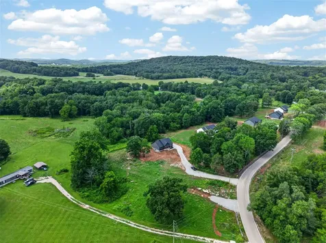 2797 Dennis Corinth Road Auburn KY 42206