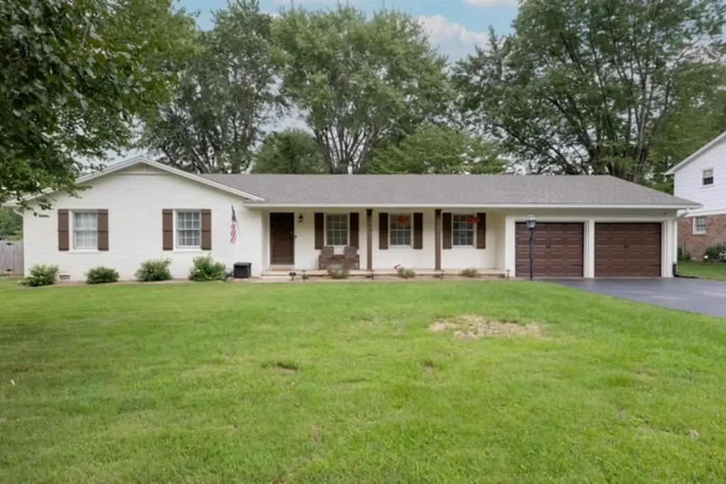 736 Ironwood Drive Bowling Green KY 42103