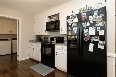736 Ironwood Drive Bowling Green KY 42103
