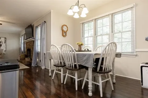 736 Ironwood Drive Bowling Green KY 42103