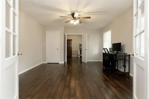 736 Ironwood Drive Bowling Green KY 42103