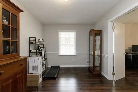 736 Ironwood Drive Bowling Green KY 42103