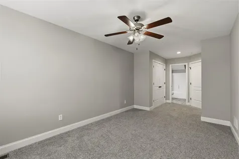 6565 Night Horse Circle Bowling Green KY 42101