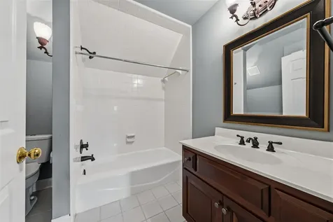 2607 Crossridge Street Bowling Green KY 42104