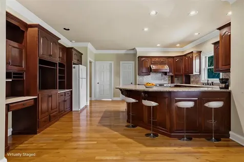 2607 Crossridge Street Bowling Green KY 42104
