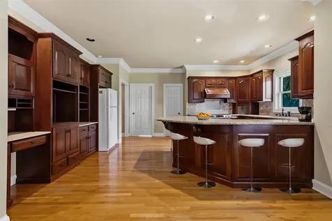 2607 Crossridge Street Bowling Green KY 42104