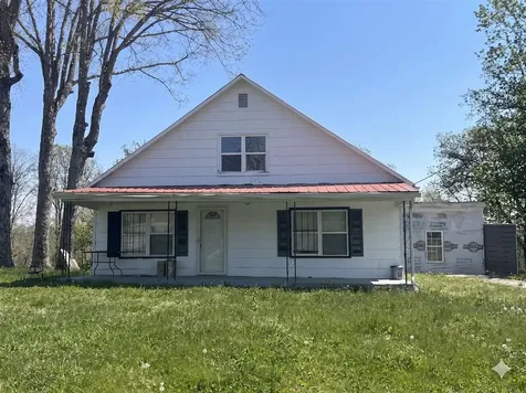 6049 Morgantown Road Brownsville KY 42210