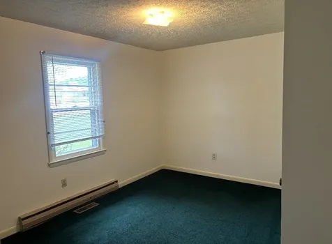 4711 Mt Olivet Road Bowling Green KY 42101