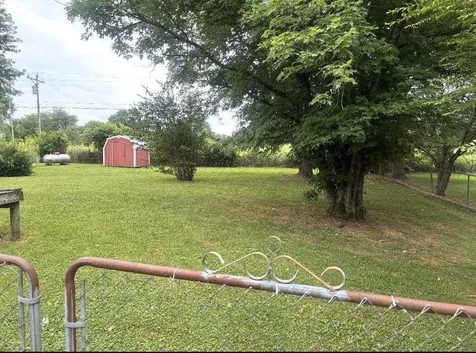 4711 Mt Olivet Road Bowling Green KY 42101