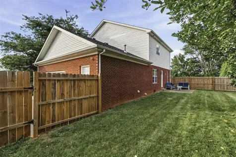 1319 Wintercress Court Bowling Green KY 42104