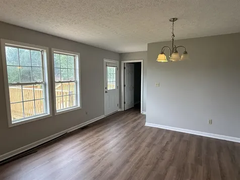 158 Pembroke Court Bowling Green KY 42101