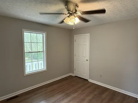 158 Pembroke Court Bowling Green KY 42101