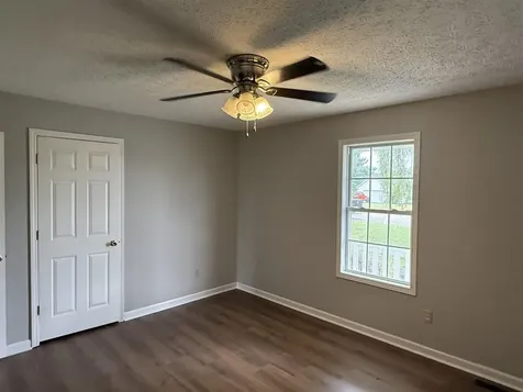 158 Pembroke Court Bowling Green KY 42101