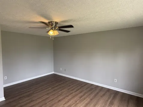 158 Pembroke Court Bowling Green KY 42101