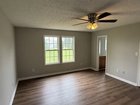 158 Pembroke Court Bowling Green KY 42101