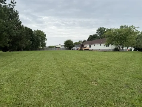 158 Pembroke Court Bowling Green KY 42101