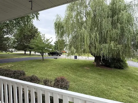 158 Pembroke Court Bowling Green KY 42101