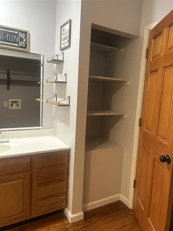 12 Yacht Club Drive Scottsville KY 42164