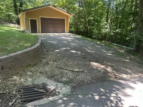 12 Yacht Club Drive Scottsville KY 42164