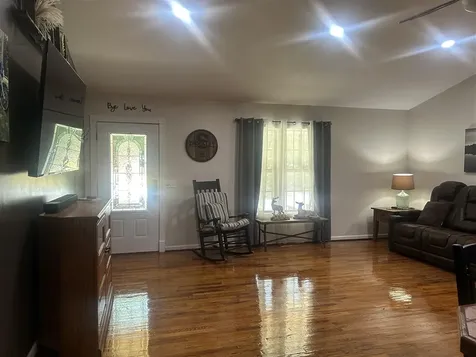 12 Yacht Club Drive Scottsville KY 42164