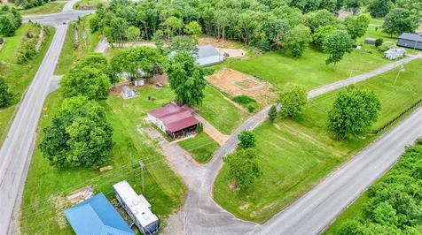 3899 W Jefferson Davis Highway Elkton KY 42220